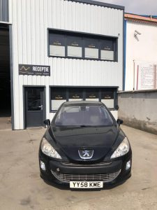 Peugeot 308 2008 Hatchback dezmembrari (2)