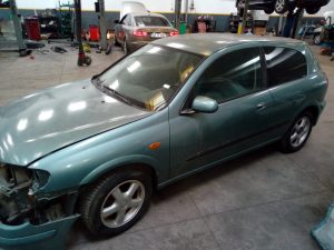 Nissan Almera coupe 2003 (5)